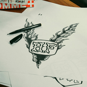 HFF FIRE PATTERN LOGO LS TEE 詳細画像